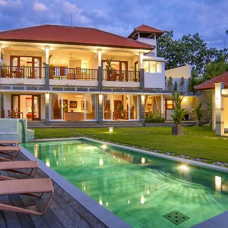 Villa Yenian By Villa Finder Canggu Zewnętrze zdjęcie